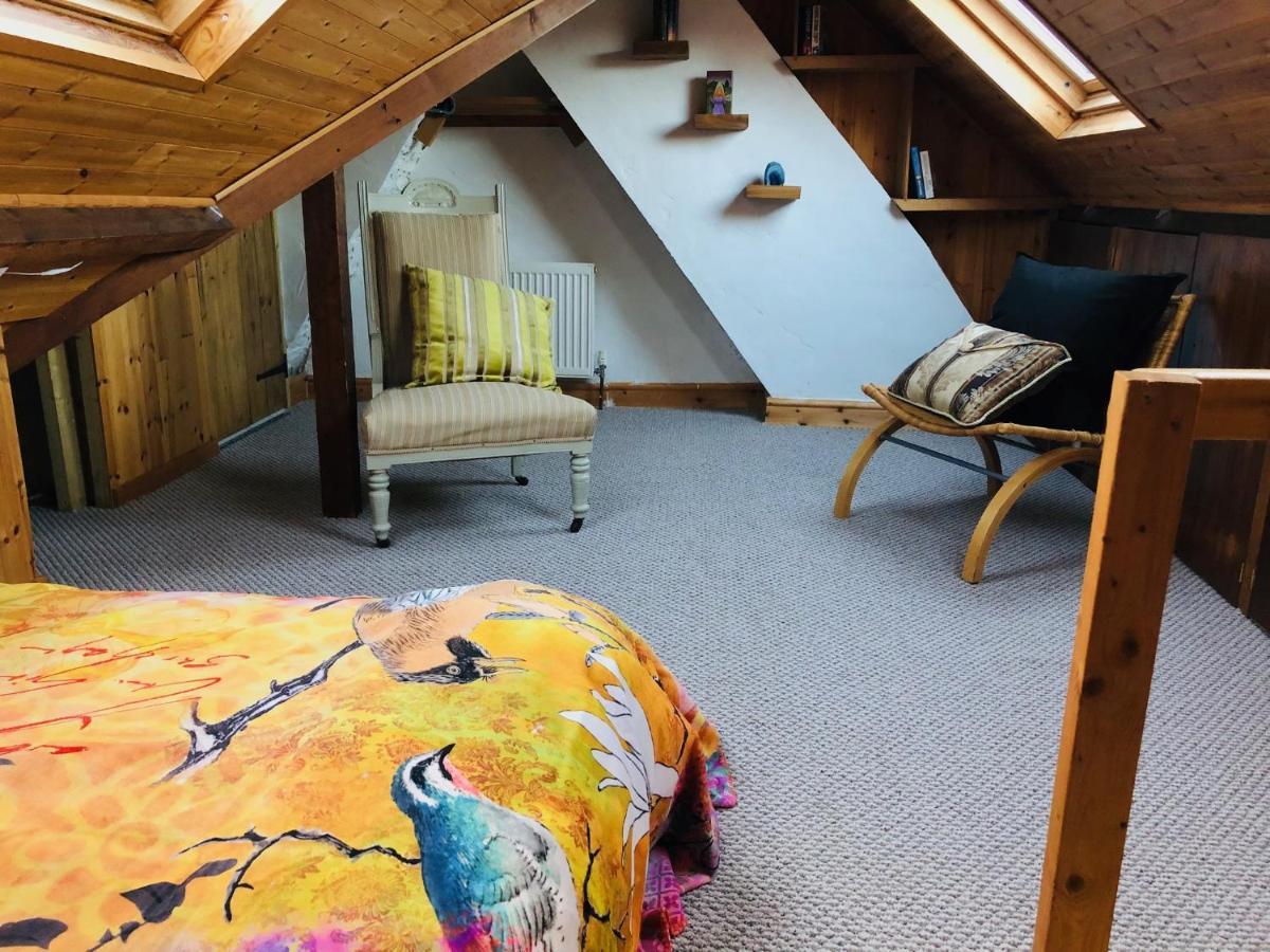 Universal Harmony Retreats Glastonbury Apartment Exterior photo