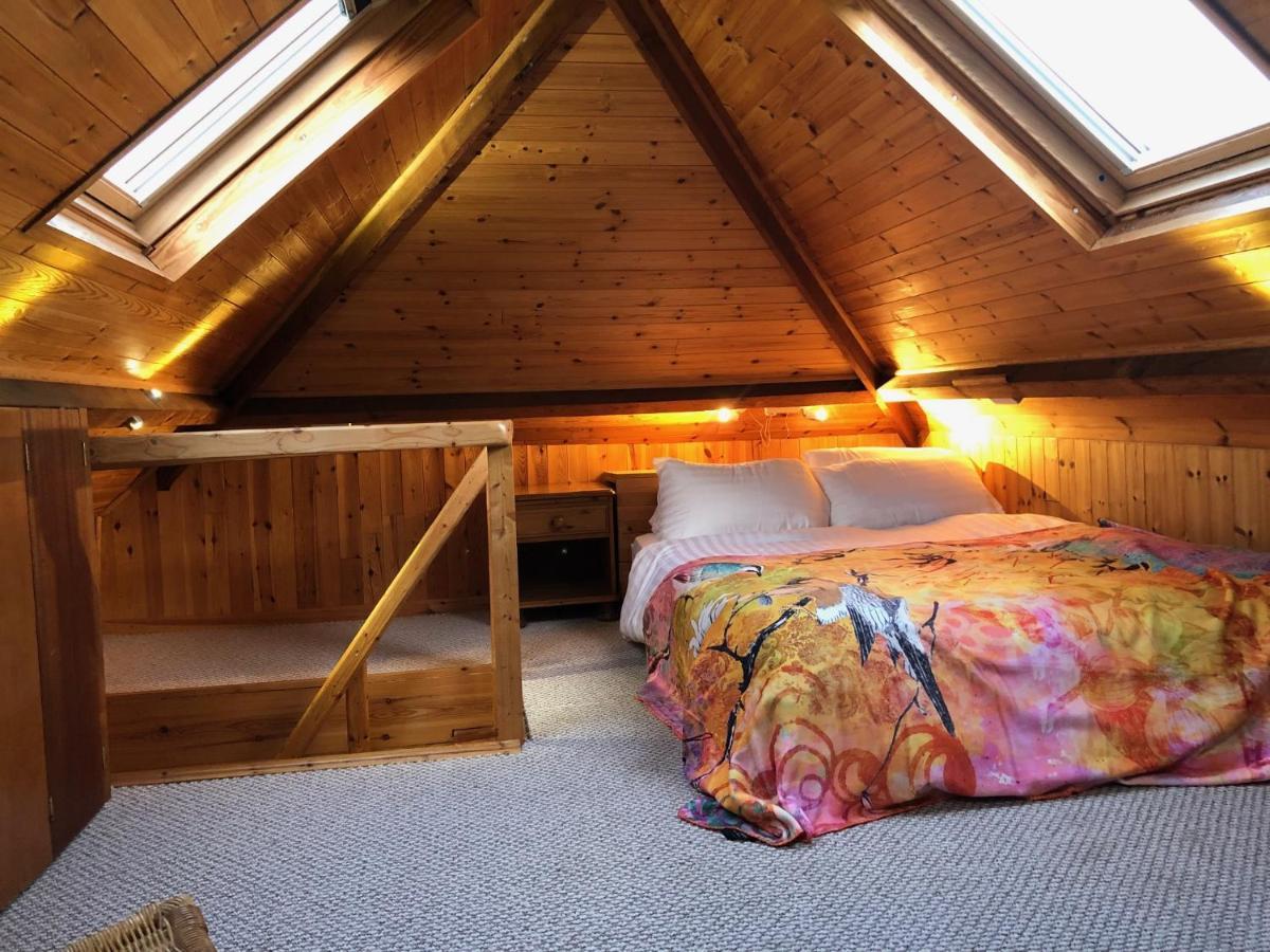 Universal Harmony Retreats Glastonbury Apartment Exterior photo